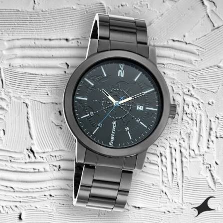 Fastrack Tripster Quartz Analog with Date Black Dial Stainless Steel Strap Watch for Guys
