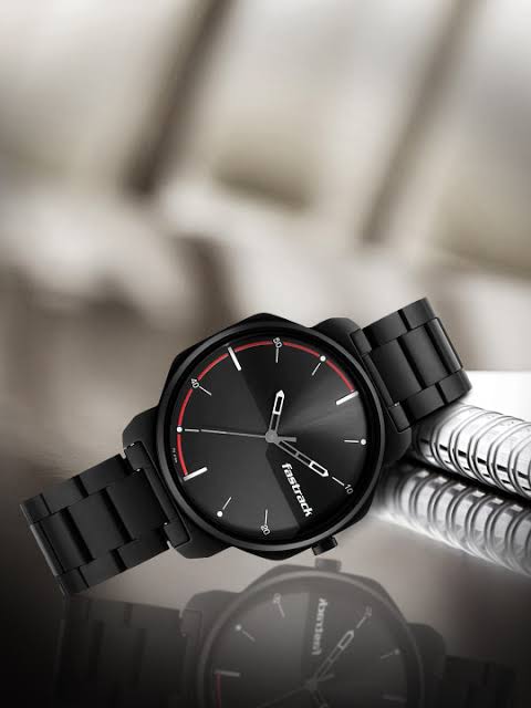 Fastrack Stunners Quartz Analog Black Dial Metal Strap Watch for Guys 3254NM01