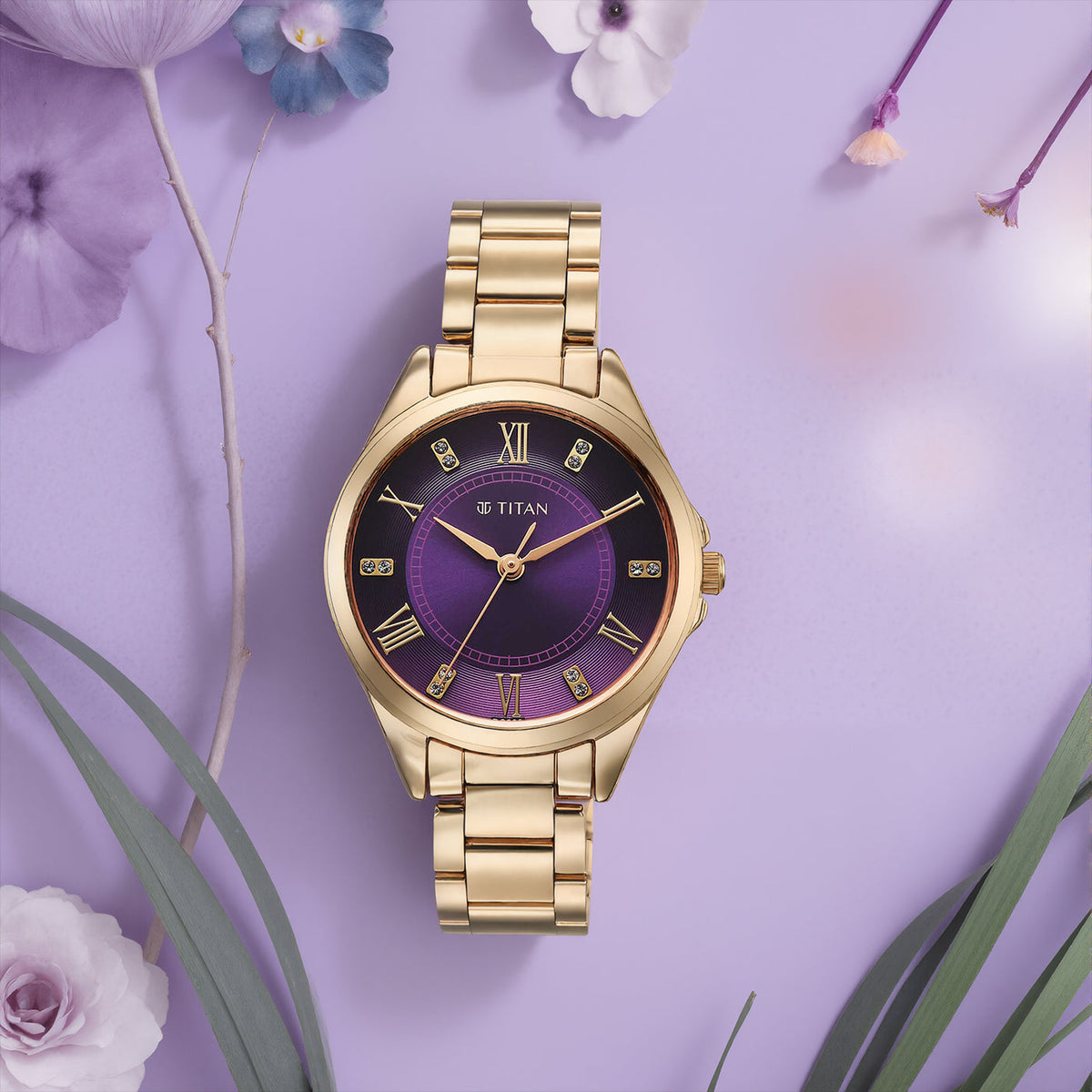 Titan Women Brass Round Shape Watches(2565WM06)