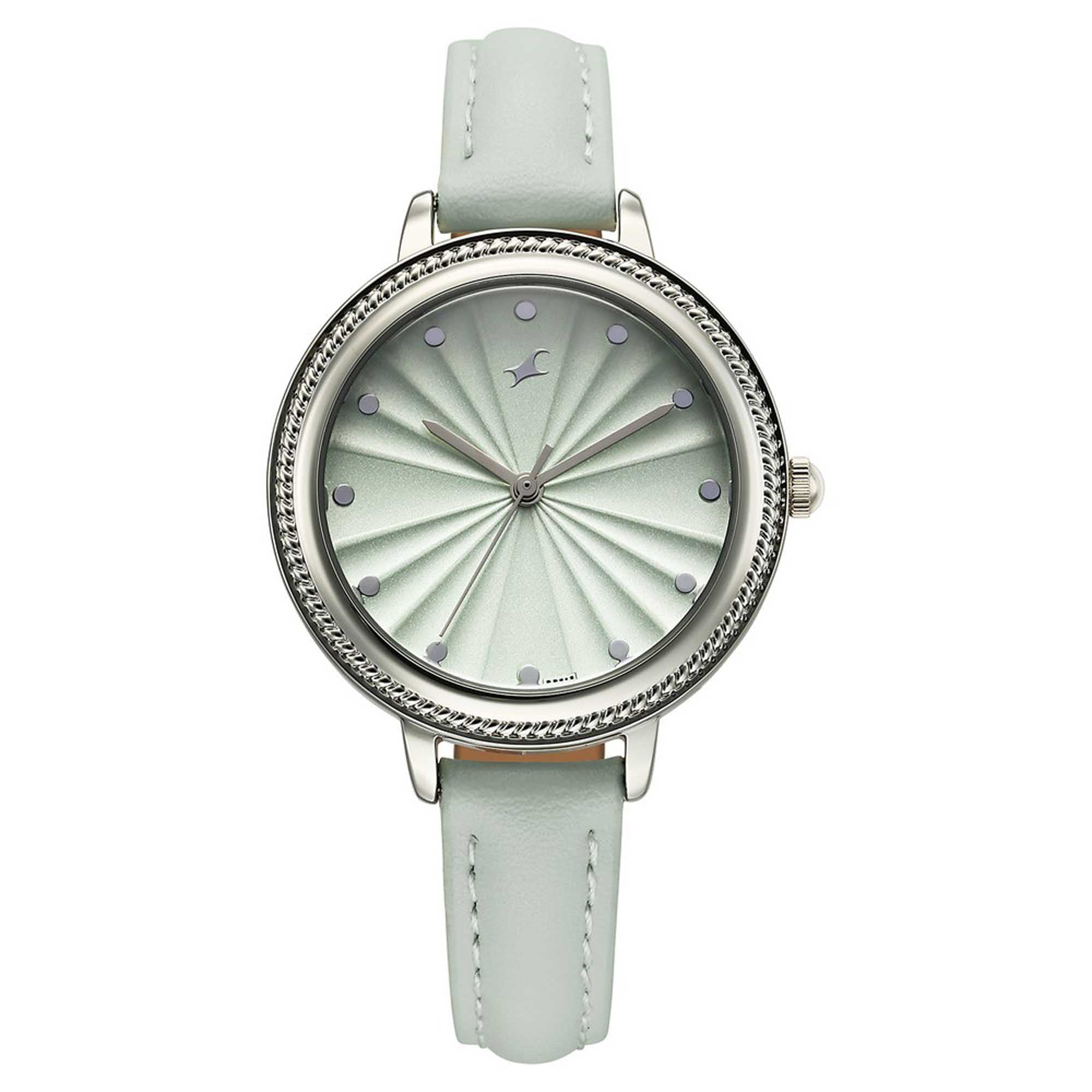 Fastrack Stunners X Quartz Analog Green Dial Leather Strap Watch For Girls