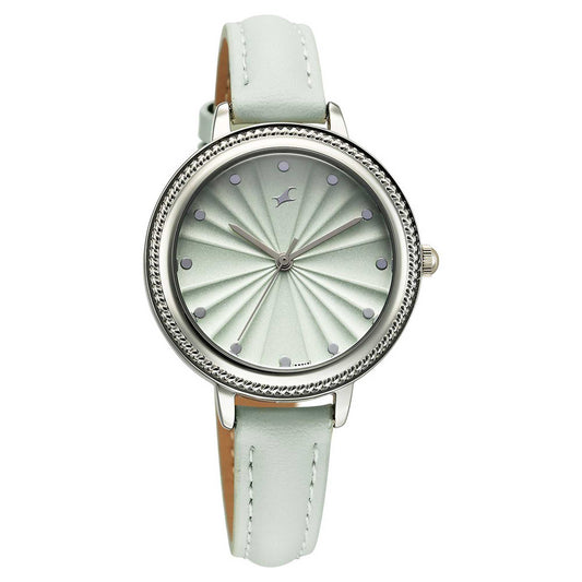 Fastrack Stunners X Quartz Analog Green Dial Leather Strap Watch For Girls