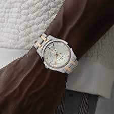 Titan Quartz Analog with Date Silver Dial Stainless Steel Strap Watch for Men 1823KM01