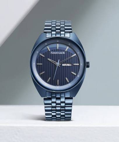 Fastrack Snob X Blue Dial Metal Strap Watch for Guys 3292QM01
