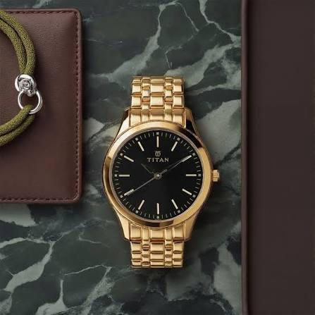 Titan Quartz Analog Black Dial Stainless Steel Strap Watch for Men 1648YM03
