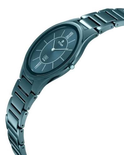 Titan Edge Ceramic Blue Dial Analog Ceramic Strap watch for Men 1696QC03