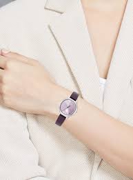Fastrack Stunners Quartz Analog Purple Dial Leather Strap Watch for Girls 6267SL01